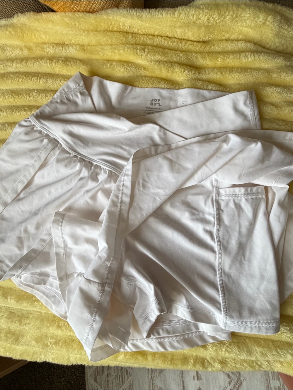 White V‑Waist Active Skort for Women - Picture 4 of 5